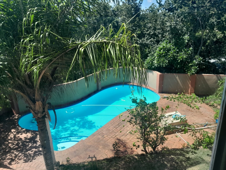 8 Bedroom Property for Sale in Protea Park North West